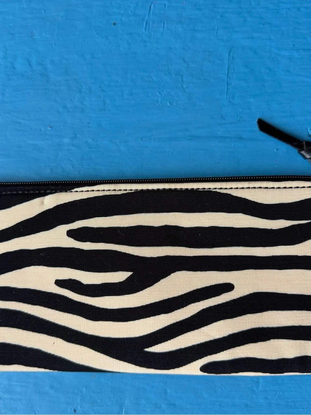 kate spade Vintage Zebra Print Canvas Pencil Case- Black & Cream